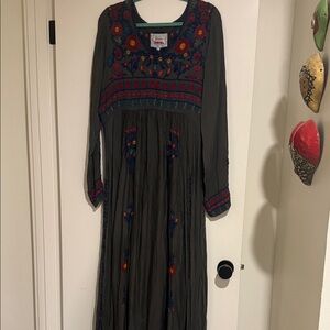 Johnny Was Khaki Green Dress with Floral Embroidery - NEVER WORN!